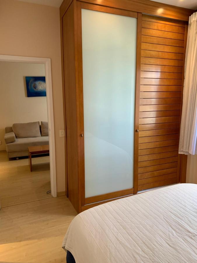 Residencial Com Servicos 45 Metros Decorado Com Sala, Suite E Cozinha Na Quadra Da Praia De Copacabana Rio de Janeiro Bagian luar foto