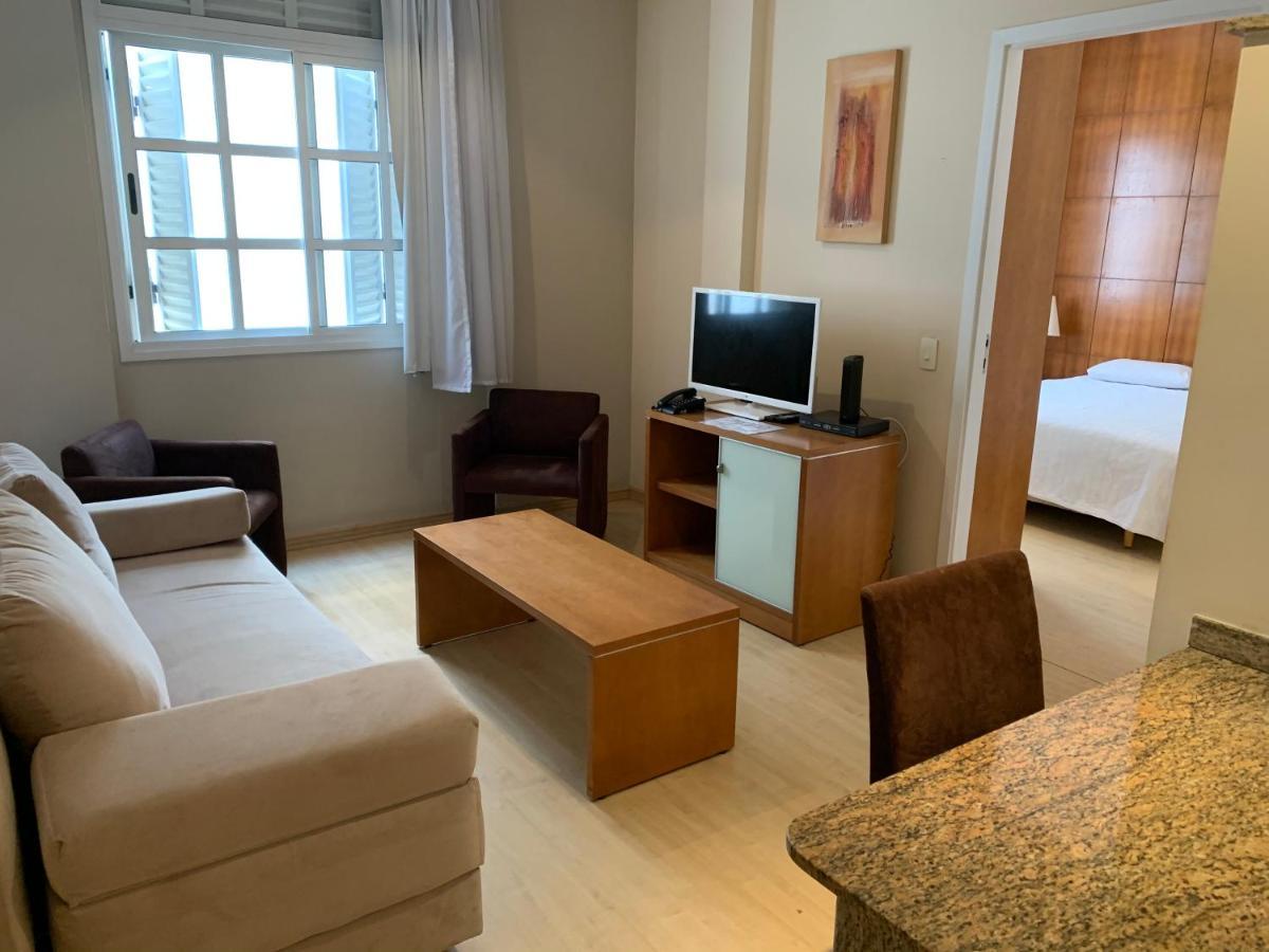 Residencial Com Servicos 45 Metros Decorado Com Sala, Suite E Cozinha Na Quadra Da Praia De Copacabana Rio de Janeiro Bagian luar foto