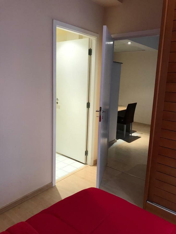 Residencial Com Servicos 45 Metros Decorado Com Sala, Suite E Cozinha Na Quadra Da Praia De Copacabana Rio de Janeiro Bagian luar foto