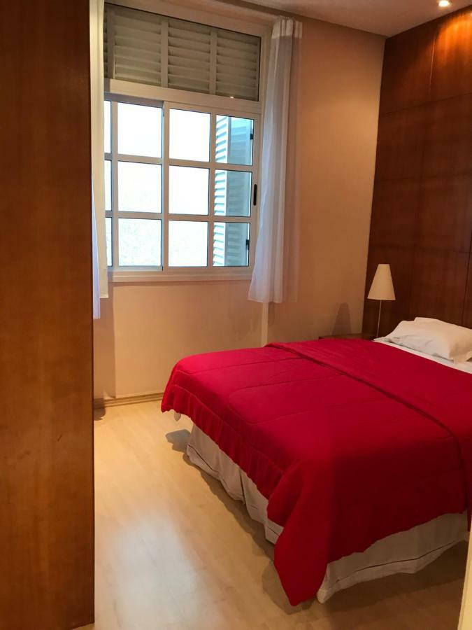Residencial Com Servicos 45 Metros Decorado Com Sala, Suite E Cozinha Na Quadra Da Praia De Copacabana Rio de Janeiro Bagian luar foto
