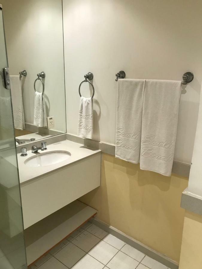 Residencial Com Servicos 45 Metros Decorado Com Sala, Suite E Cozinha Na Quadra Da Praia De Copacabana Rio de Janeiro Bagian luar foto
