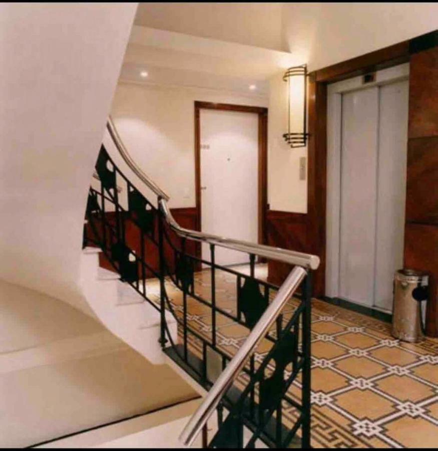 Residencial Com Servicos 45 Metros Decorado Com Sala, Suite E Cozinha Na Quadra Da Praia De Copacabana Rio de Janeiro Bagian luar foto